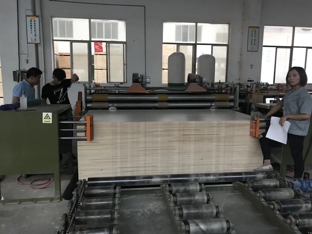 板材防偽？合肥依瑪噴碼機(jī)為平安樹(shù)輕松實(shí)現(xiàn)