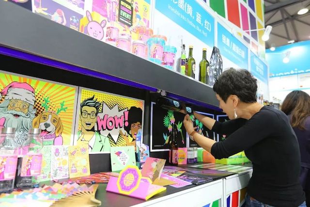 全印展上,HP噴碼機推出各類打印技術的作品